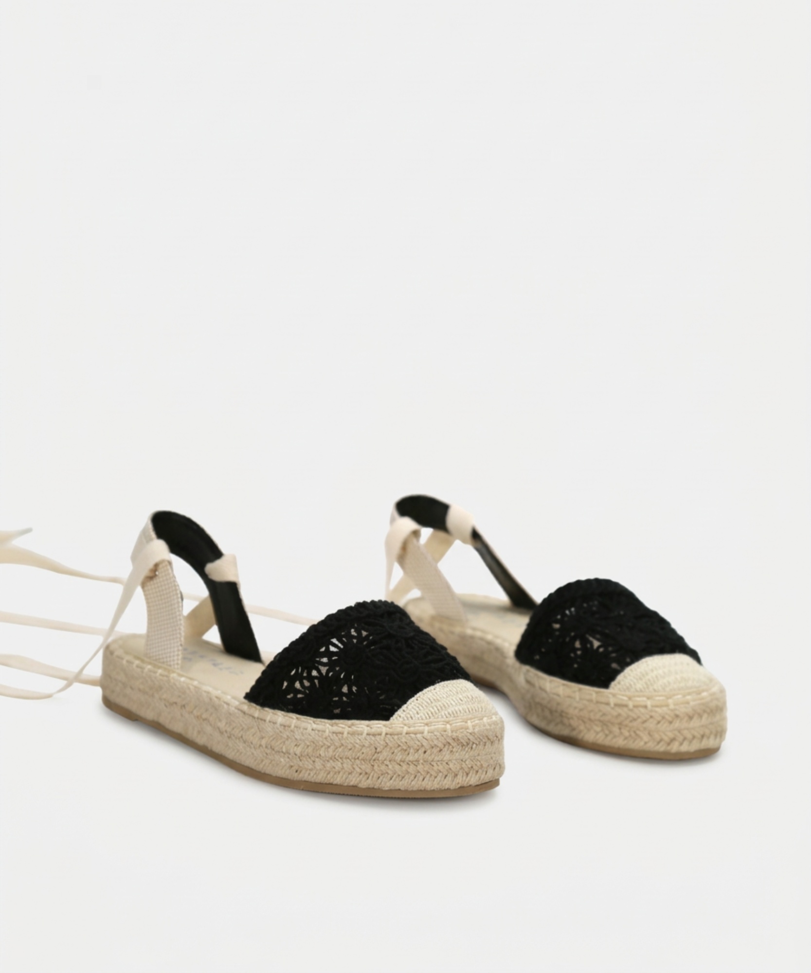 Alpargata plana atada image number null